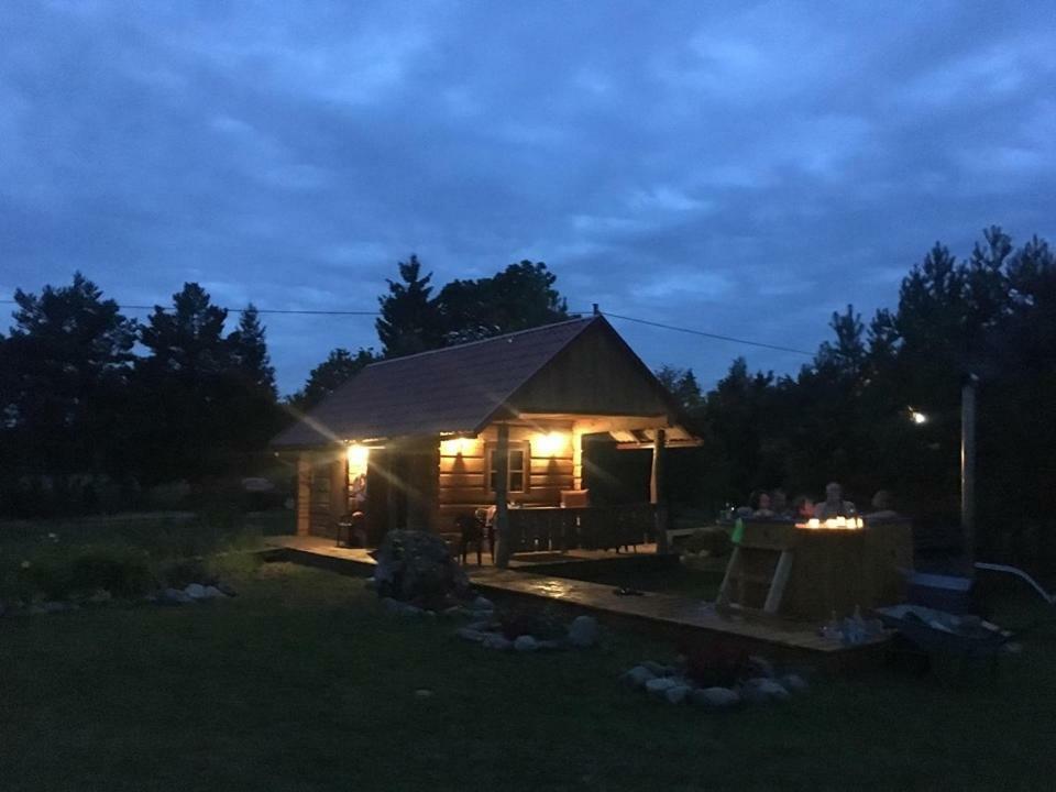 Maenniste Holiday Home Hiievalja 외부 사진